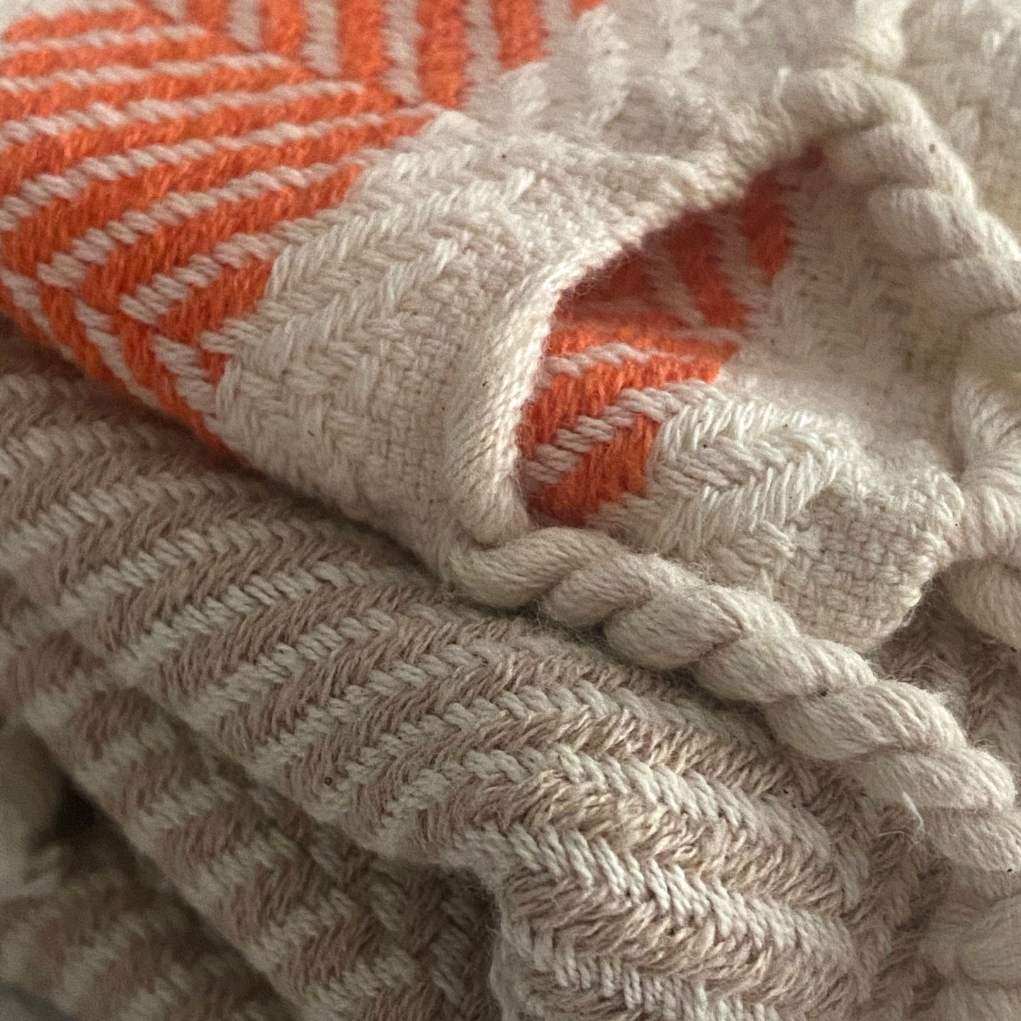 Pipa Throw Blanket
