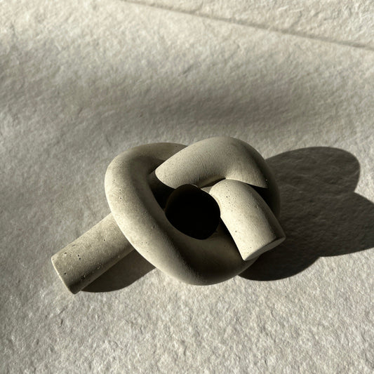 Knot Concrete Candle Holder