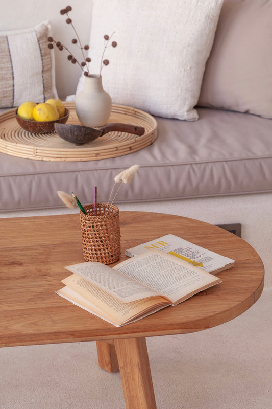 Rattan Holder